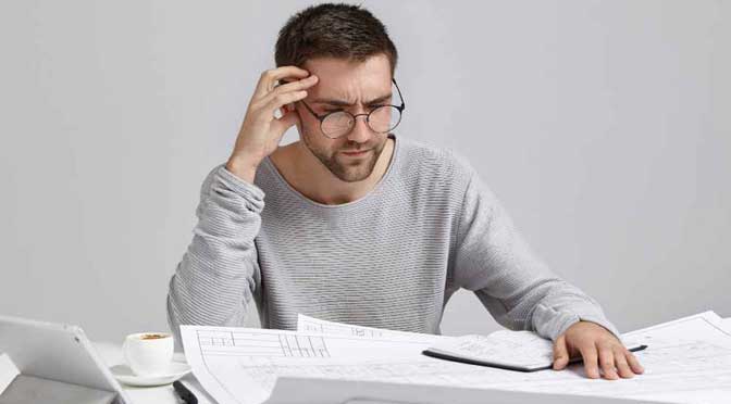Évaluation des écoles : derrière le rapport flatteur, la réalité